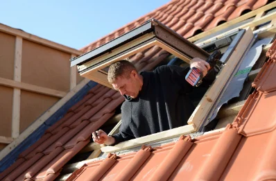 Pose de fenêtres de toit Velux à Courpiac
